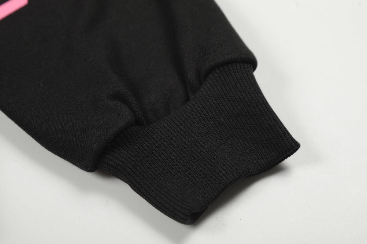 Sp5der Pink Lettering Hoodie & Jogger Matching Set — detail